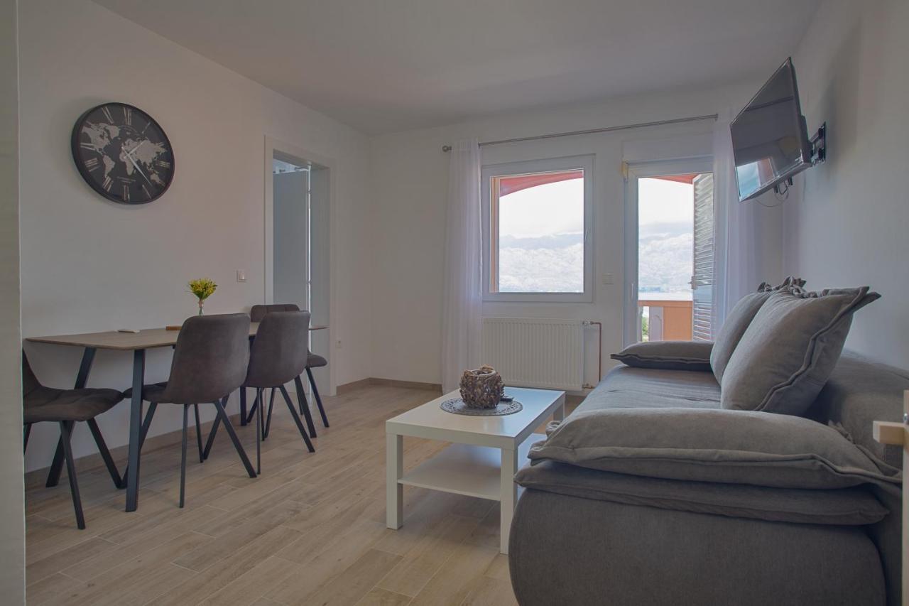 Kameni Put Apartment ราชานาส ภายนอก รูปภาพ